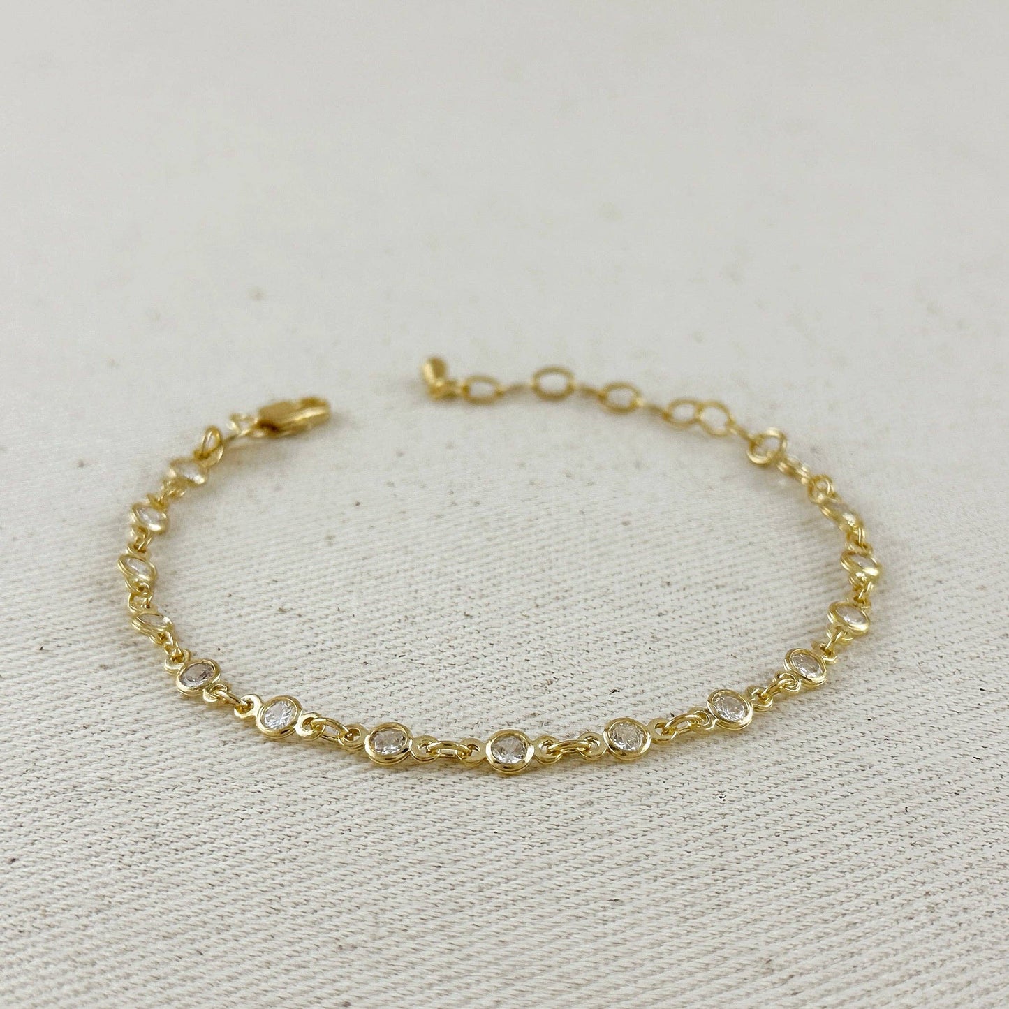 Round Bezel CZ Bracelet - 18k Gold Filled