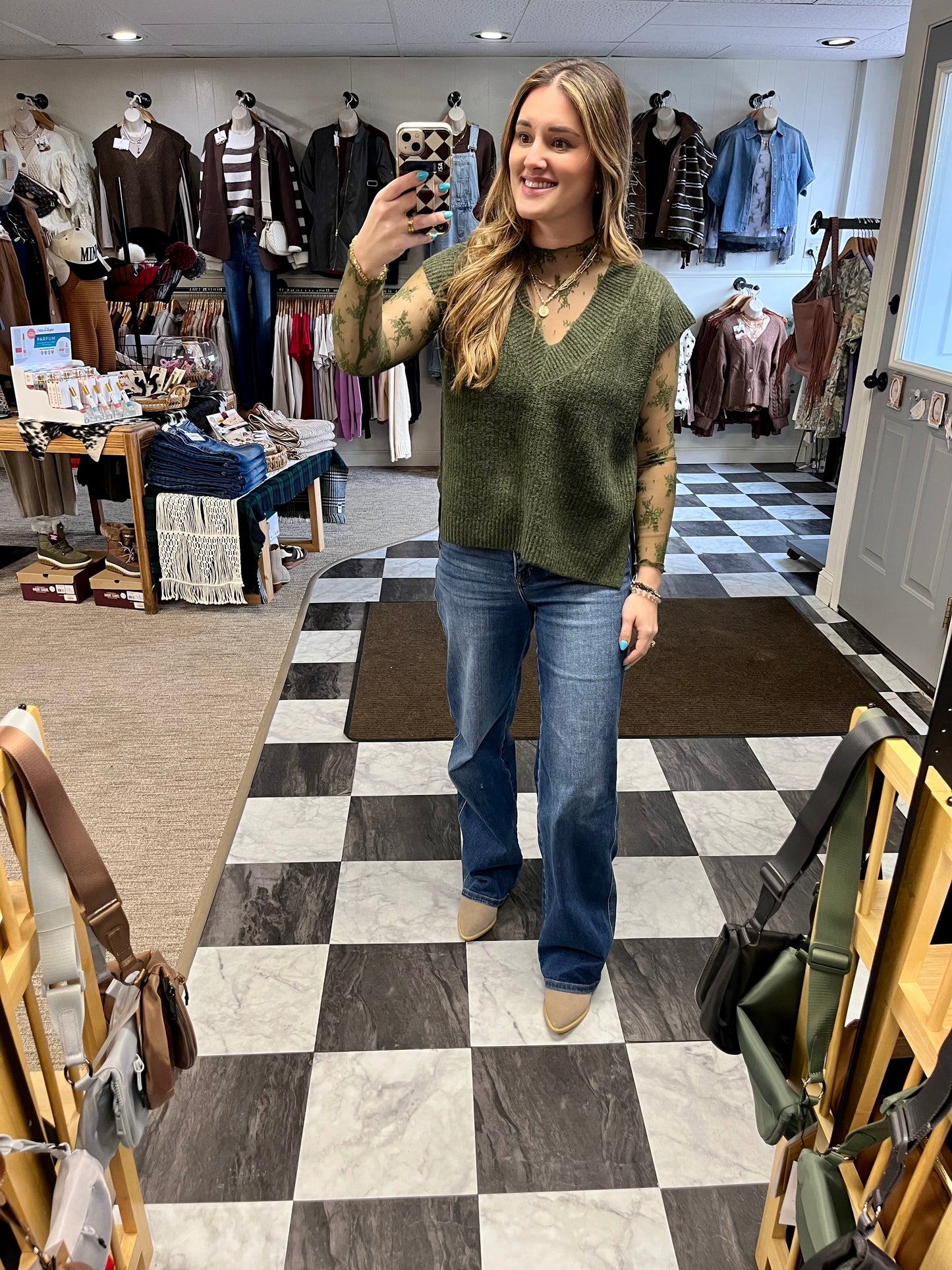 Kam Sweater Vest - Olive