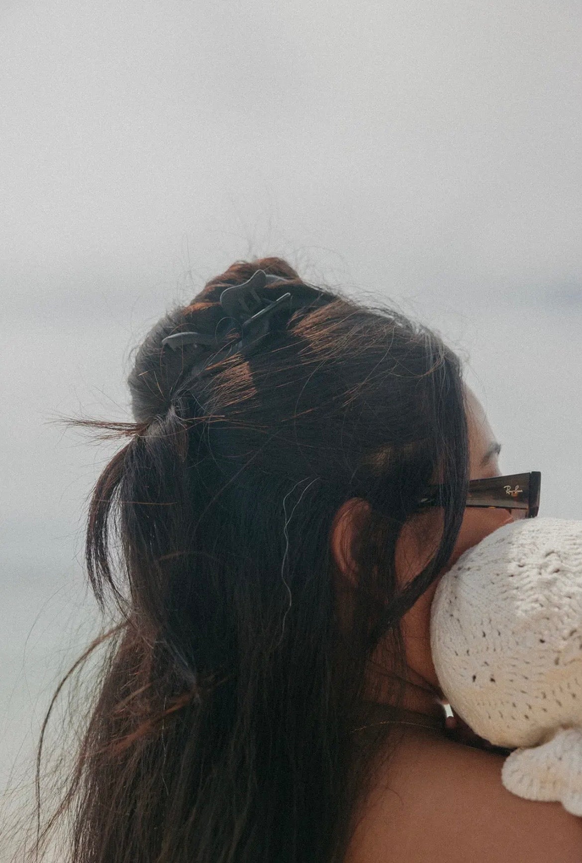 Wavy Midi Hold Everything Claw