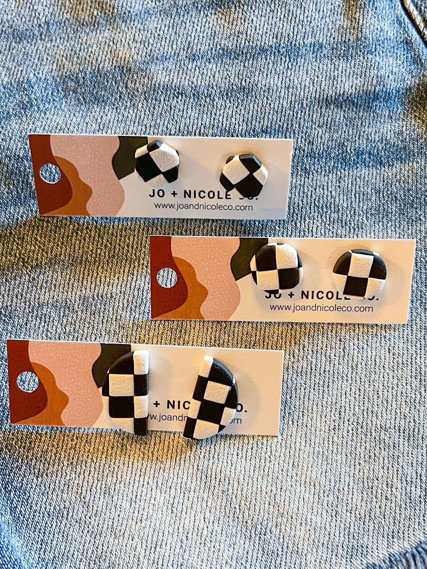 Checkered Studs