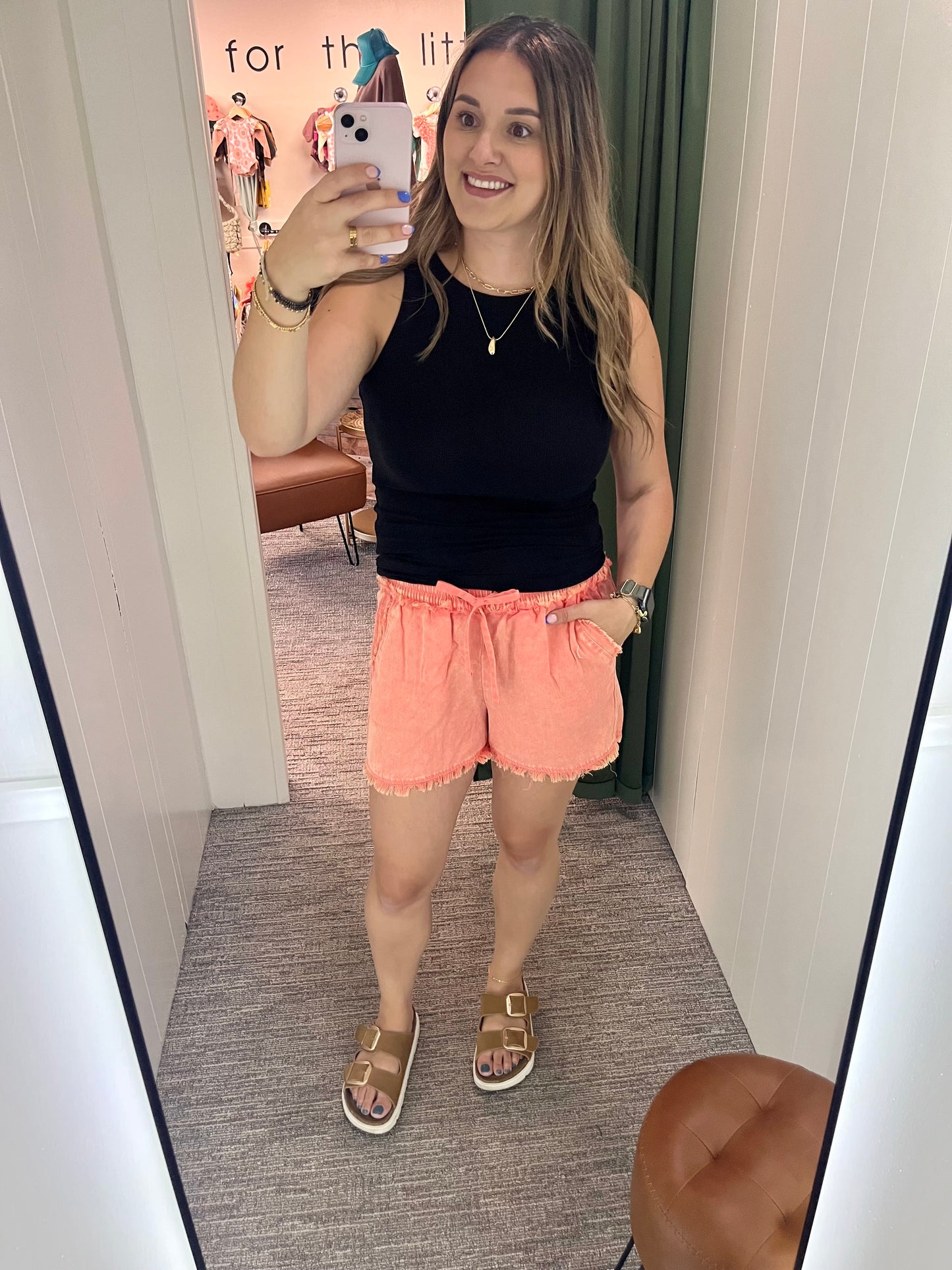 Rylan Shorts - Coral