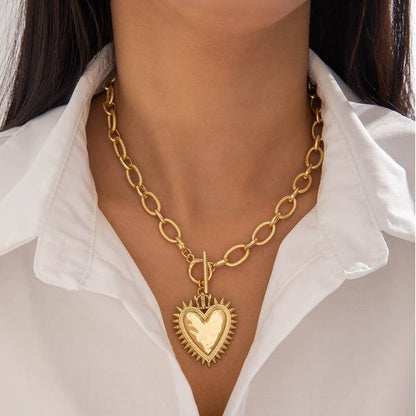 Spiked Heart Chunky Chain Necklace - Gold