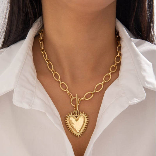 Spiked Heart Chunky Chain Necklace - Gold