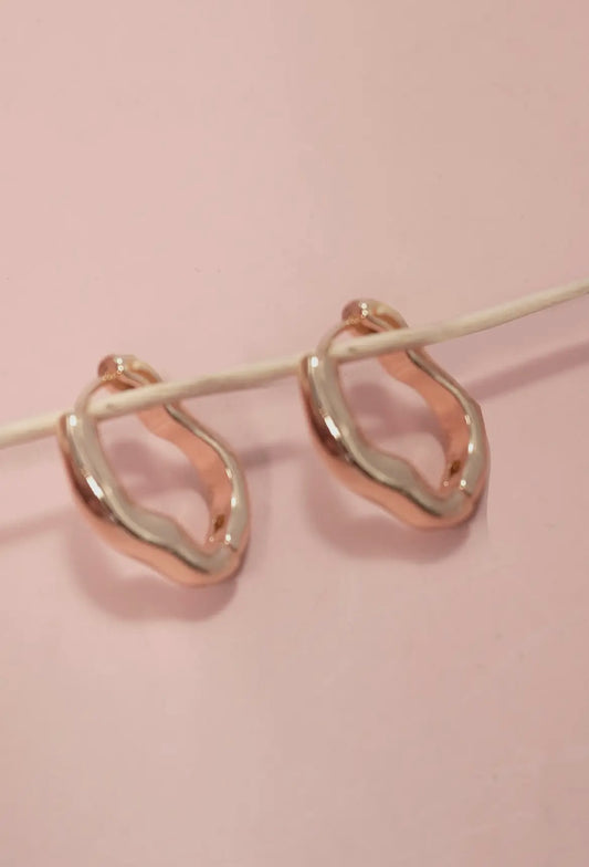 Wavy Hoops - Gold