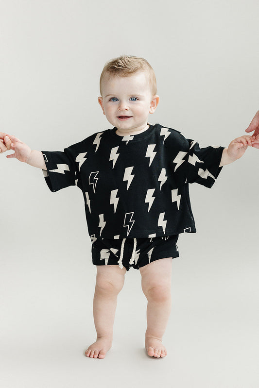 Shorts Set | Black Bolts