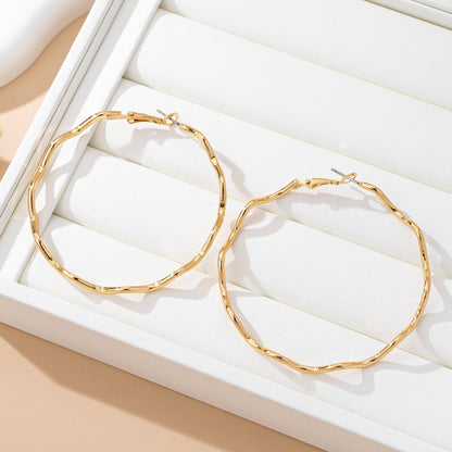 Wavy Hoop Earrings - Gold
