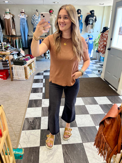 Lindy Linen Tee - Clay Brown