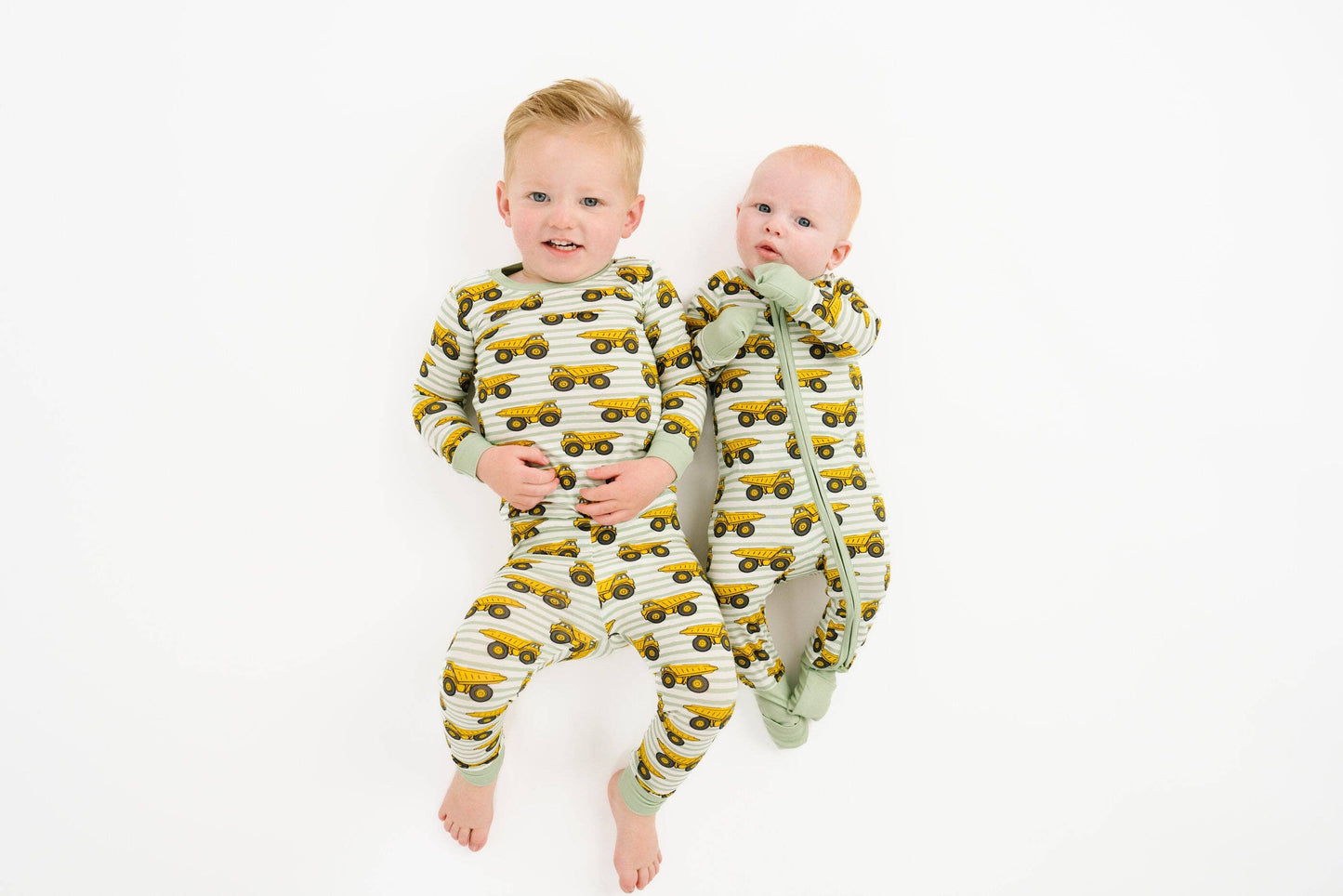 Dump Trucks Bamboo Set