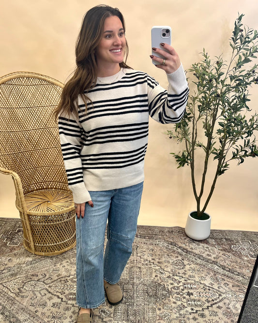Riley Striped Sweater - White/Black