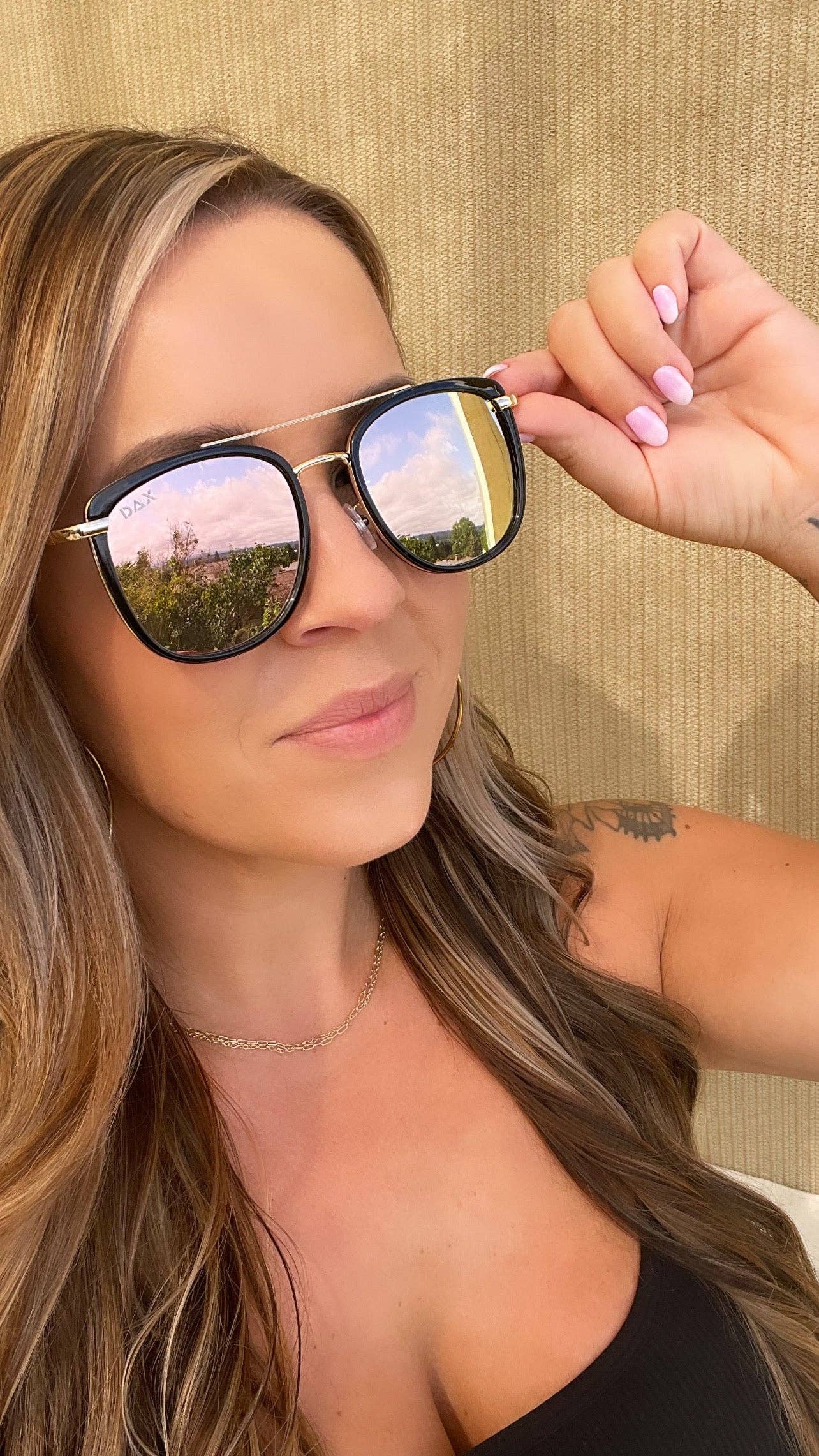 Ivy - Women's Oversized Square Sunglasses - Gold