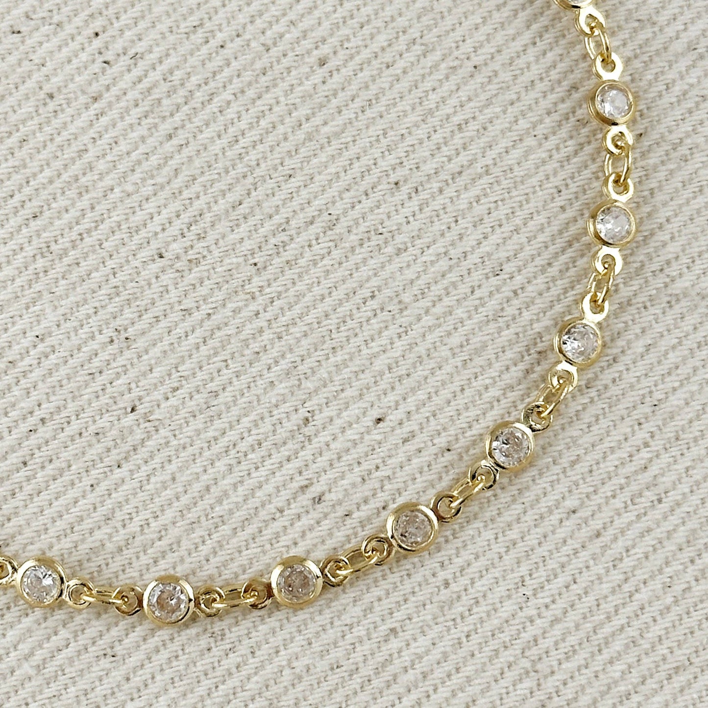 Round Bezel CZ Bracelet - 18k Gold Filled
