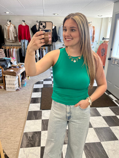 Bev Basic Tank - Kelly Green
