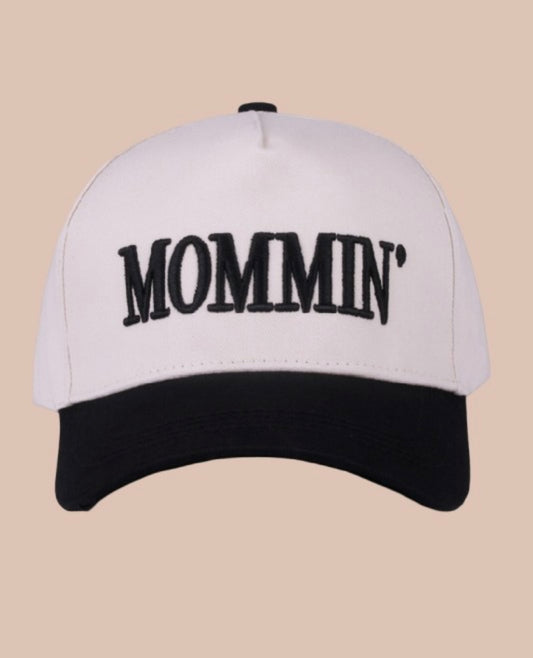 Mommin’ Hat - Black