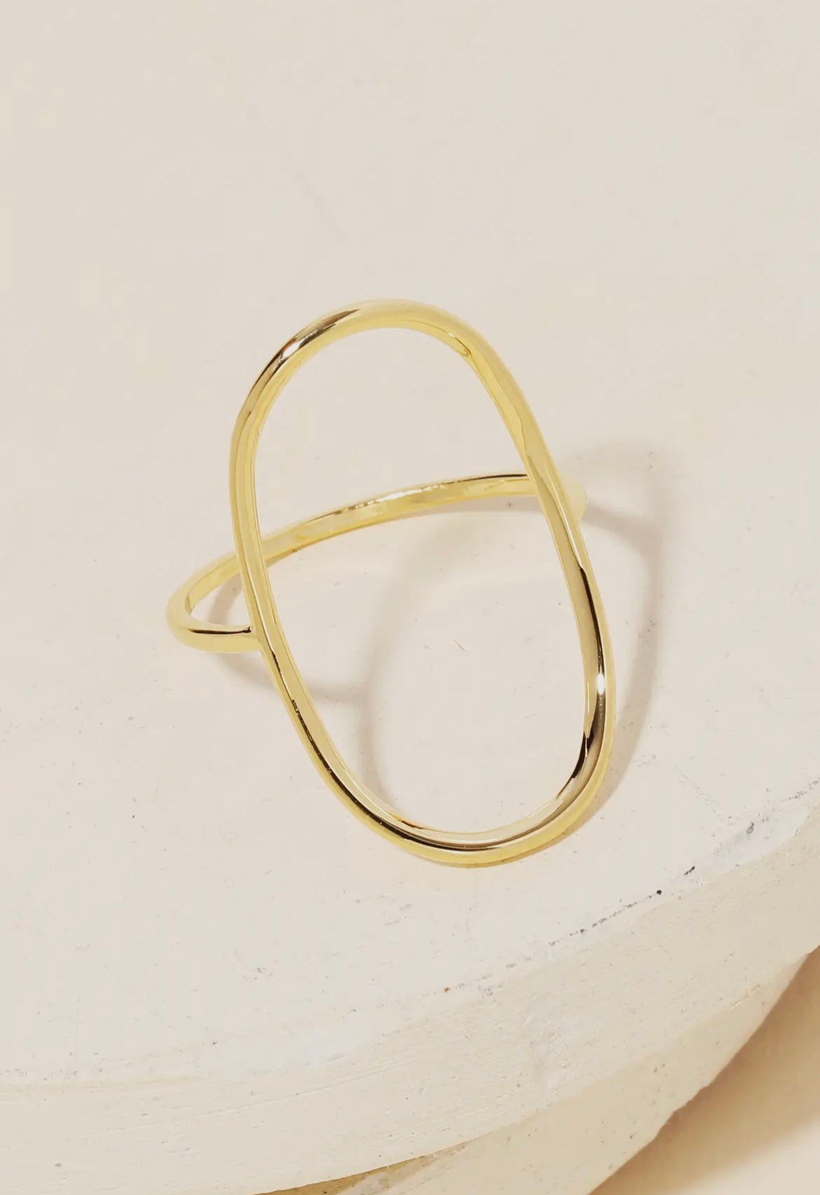 Curved Oval Ring - Gold