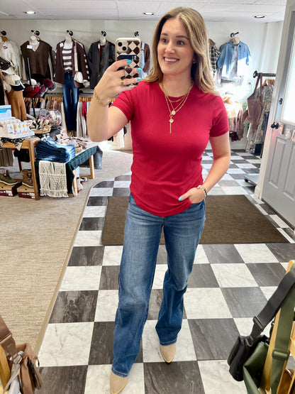 Regan Basic Tee - Red