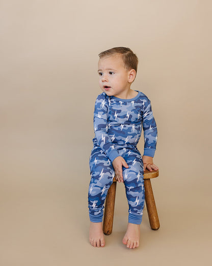 Bamboo Two Piece Set | Blue Camo Bolts