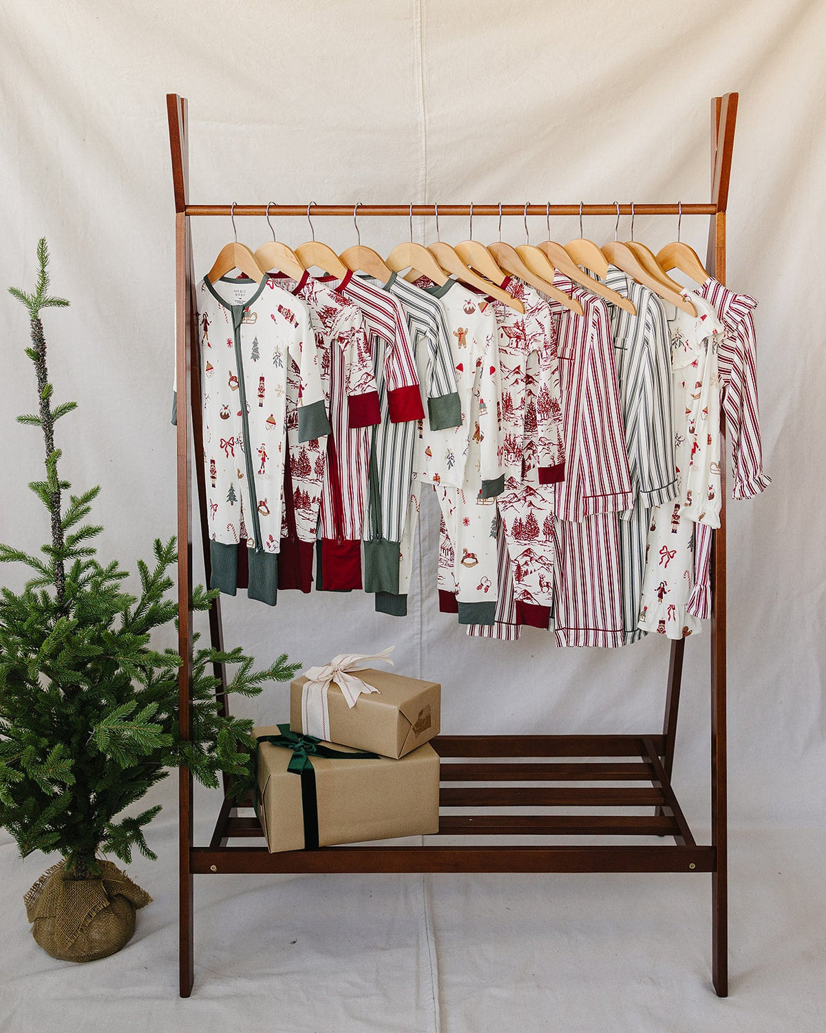 Holiday Toile Ribbed Bamboo Zipper