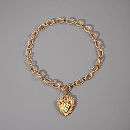 Spiked Heart Chunky Chain Necklace - Gold