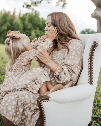 Caroline Long Sleeve Square Neck Dress - Light Khaki Floral