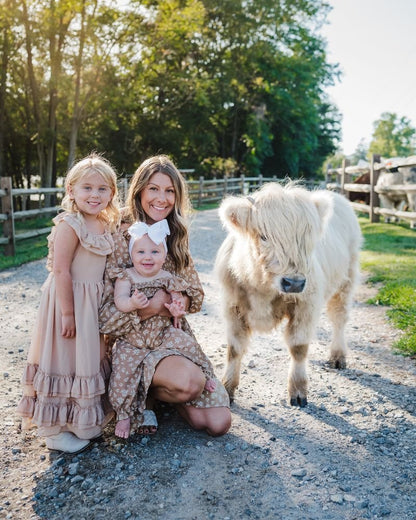 Caroline Long Sleeve Square Neck Dress - Light Khaki Floral