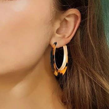Tortoise Shell Hoop Earrings - Gold